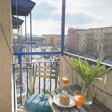 3rooms-balcony-pkp - Deerrest * Wroclaw