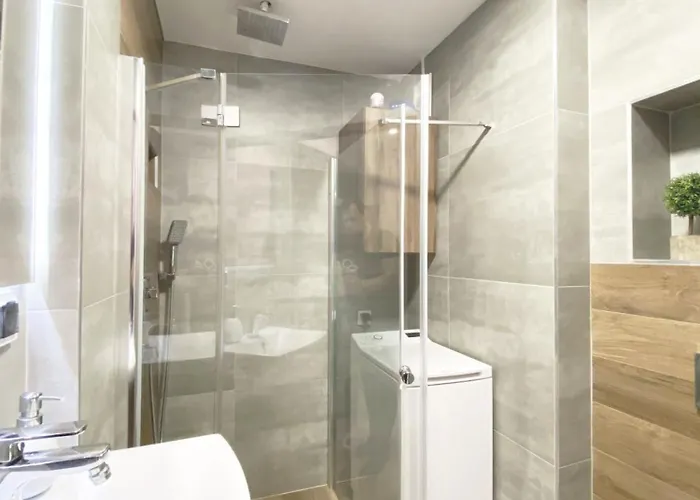 3rooms-balcony-pkp - Deerrest * Wrocław